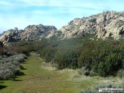 Gran Cañada-Cerro de la Camorza; refugios sierra de madrid viajes por la comunidad de madrid la selv